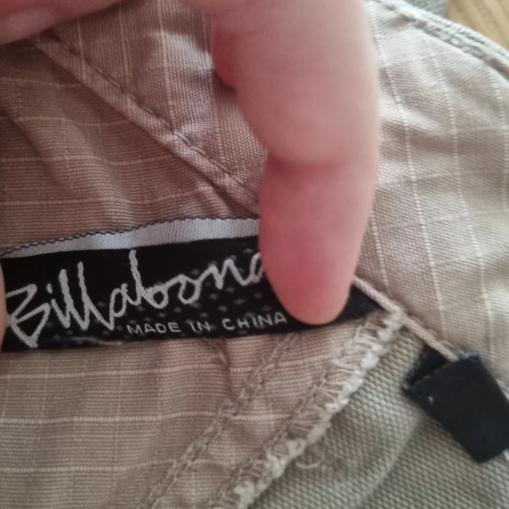 Billabong womens Pants - Picture 11 of 12
